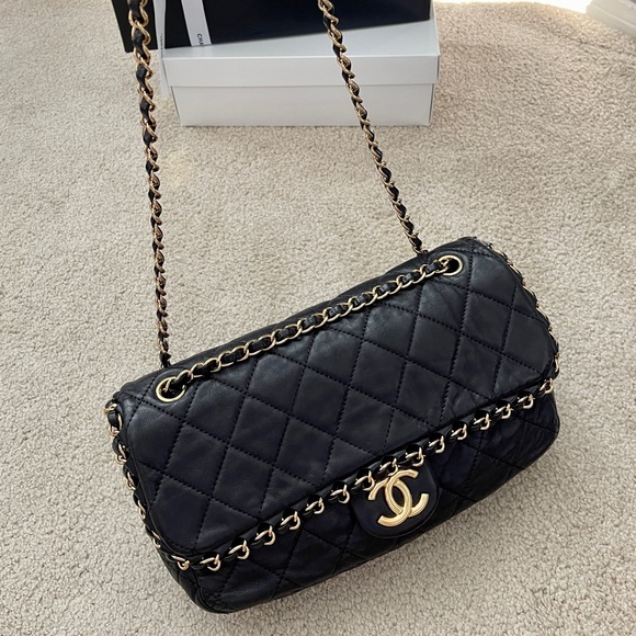 CHANEL Chain Around Flap Bag Sac Rabat - Picture 10 of 13